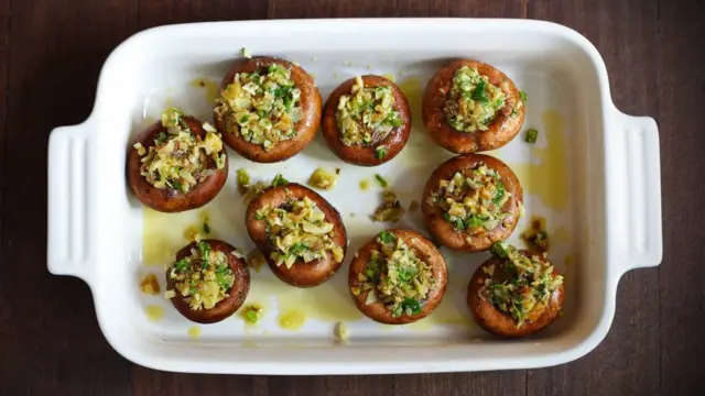 Фаршированные грибы вид сверху