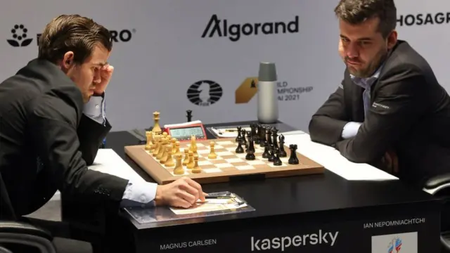 Во время матча Магнуса Карлсена и Яна Непомнящего