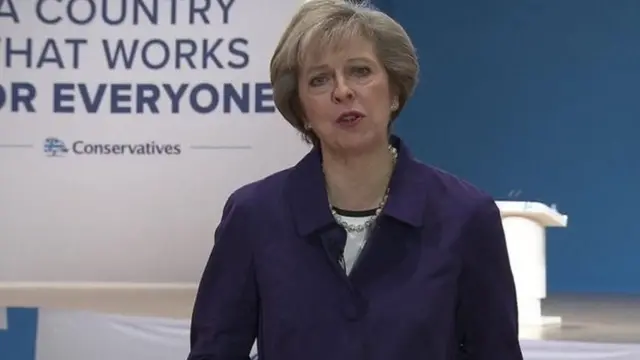 ترزا می، نخست وزیر بریتانیا می‌گوید روند خروج این کشور از اتحادیه اروپا تا شش ماه دیگر رسما آغاز خواهد شد