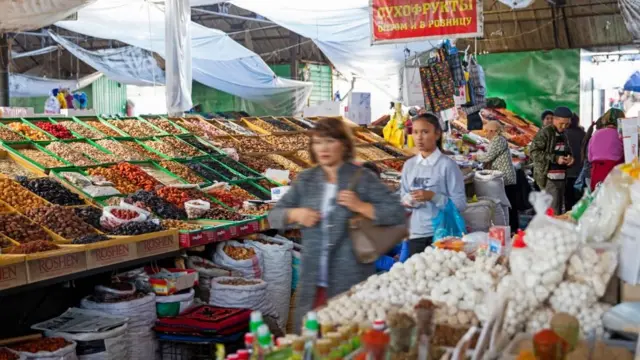 Кыргызстандыктар чогулткан акчасын бизнестин алып сатуу түрүнө көп салат