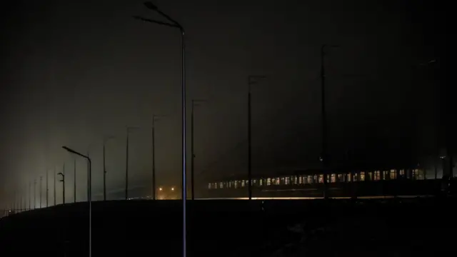 потяг метро