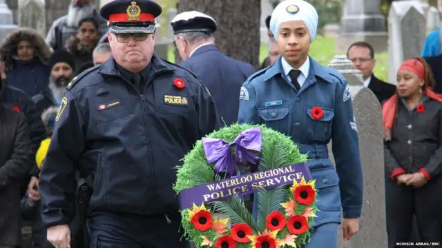 ਇਹ ਯਾਦਗਾਰੀ ਦਿਹਾੜਾ ਕਿਚਨਰ ਸ਼ਹਿਰ ਦੇ ਮਾਊਂਟ ਹੋਪ ਕਬਰਿਸਤਾਨ ਵਿੱਚ ਕੈਨੇਡੀਅਨ ਸਿੱਖ ਫੌਜੀ ਬੁੱਕਣ ਸਿੰਘ ਦੀ ਕਬਰ 'ਤੇ ਮਨਾਇਆ ਗਿਆ