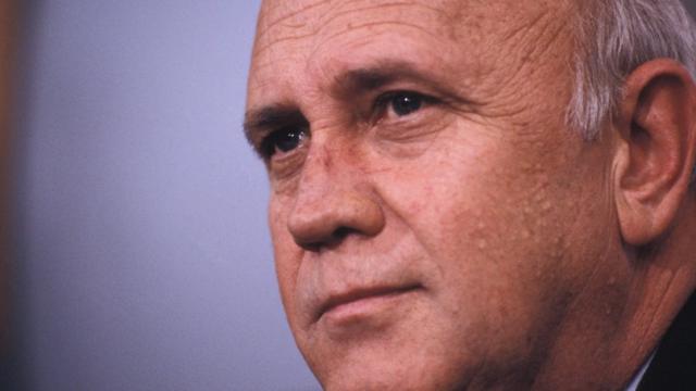 南アのデクラーク元大統領、85歳で死去 アパルトヘイト時代最後の政権 BBCニュース