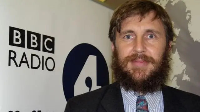 تصویری از مایکل سمپل