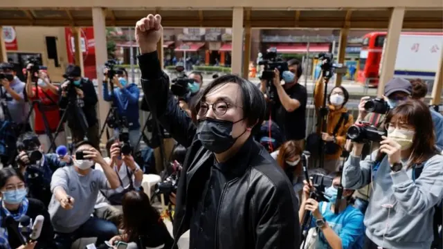 लोकतंत्र समर्थक कार्यकर्ता