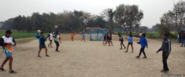 बिहार, सिवान, संजय पाठक, खेल के मैदान में परचम लहराने वाली लड़कियां