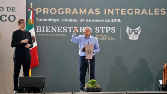Andrés Manuel López Obrador lanza su proyecto de bienestar social, enero de 2019