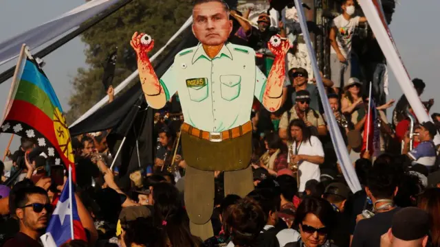 Muñeco de MArio Rozas