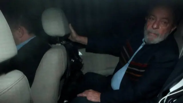 Lula da Silva amehukumiwa kufungwa jela miaka 12