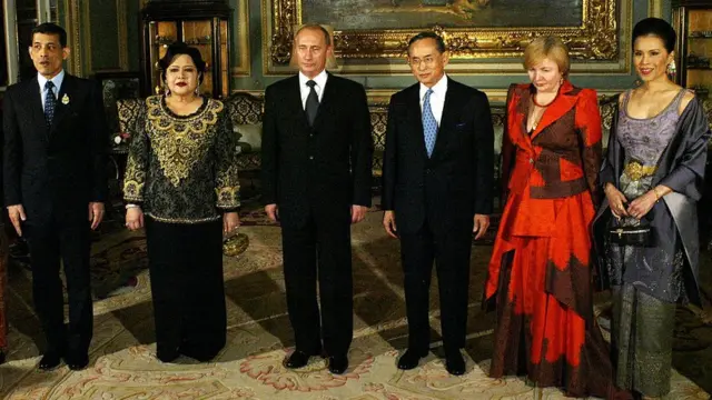 Официальный визит Владимира Путина в Таиланд в 2003 году