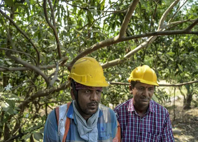 संतोष और टुन्ना सेठी