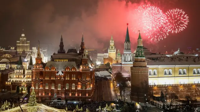 Fireworks explode in the sky over the Kremlin during New Year celebrations in Moscow, Russia