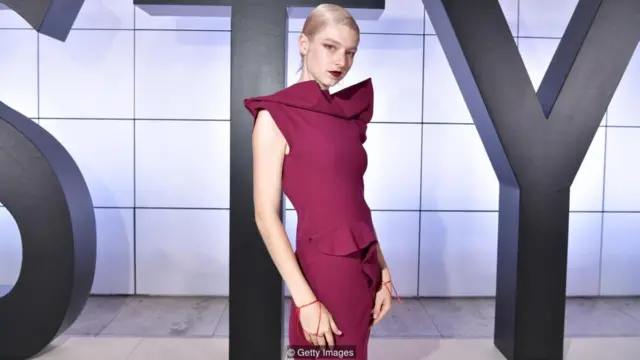 Hunter Schafer model transgender