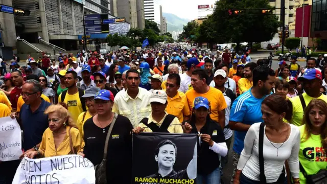 تظاهرات ضد دولتی