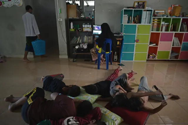 เด็กกำพร้า ความรุนแรง ภาคใต้ ไทย