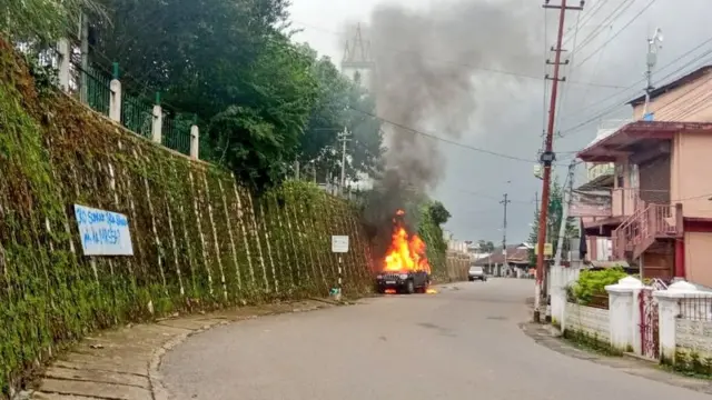 मेघालय में हिंसा