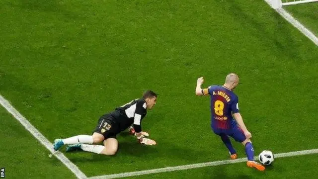 Andres Iniesta ya nuna har yanzu kwallo na yinsa a wasan Barcelona da Sevilla