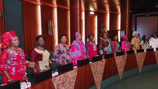 Ụmụnwaanyị n'ime ọgbakọ ha na Buhari