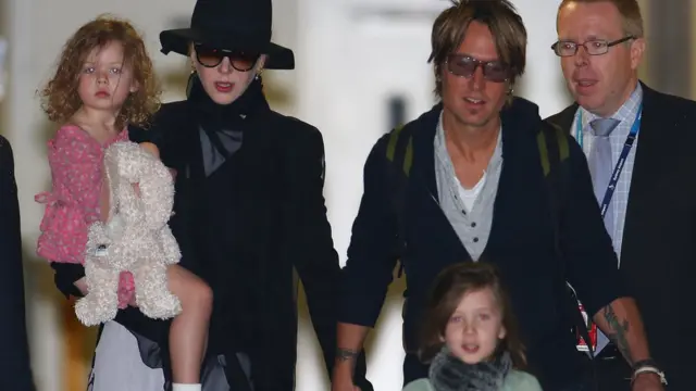 Ніколь Кідман з родиною