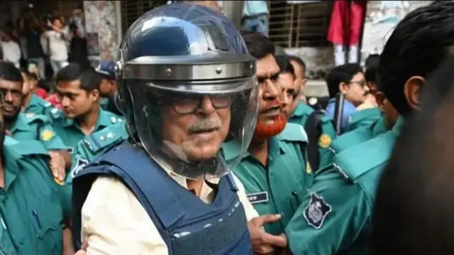 अवामी लीगचे मंत्री राशिद खान यांना पोलिसांनी 23 ऑगस्ट 2024 रोजी अटक करण्यात आलं.