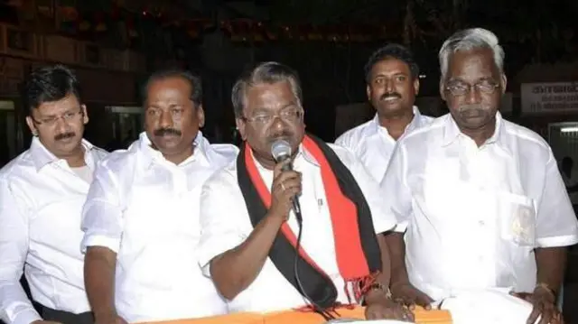 டி.கே.எஸ் இளங்கோவன்.