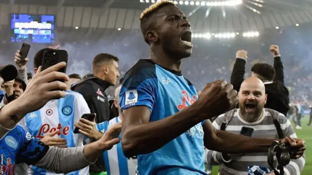 Victor Osimhen alifunga bao lililoipa Napoli taji la kwanza la Serie A ndani ya miaka 33 katika sare ya 1-1 dhidi ya Udinese.