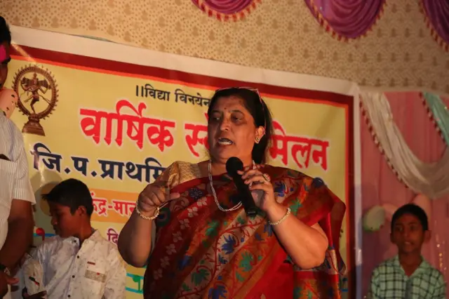 कायदा करून चालत नाही. कायदा राबवावा लागतो, असं अ‍ॅड. वर्षा देशपांडे म्हणाल्या.