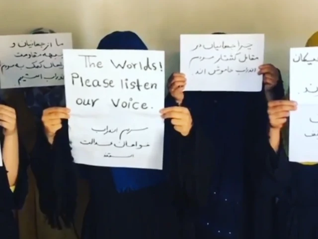 اعتراض زنان در ده صلاح به دنبال کشته شدن یک جوان اندرابی از سوی طالبان