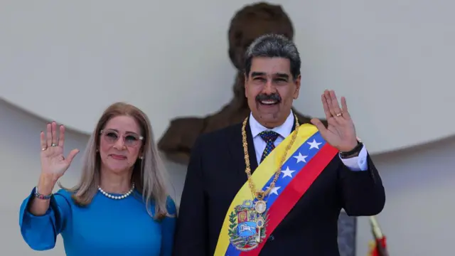 Nicolás Maduro e sua esposa Cilia Flores