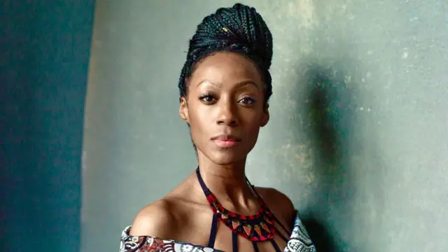 भिक्टोरिया एकोनोय