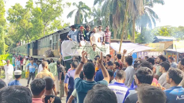 গত দুই দিন ধরে বিক্ষোভ চলছে ময়মনসিংহের বাংলাদেশ কৃষি বিশ্ববিদ্যালয়ে