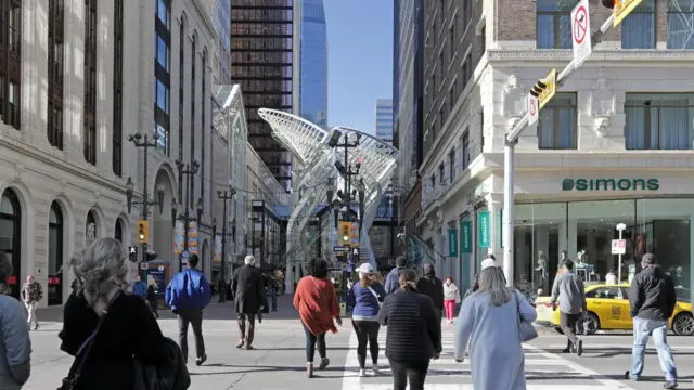 Ummata daandii guddaa Kaalgaarii, Kaanaadaa keessaa irra imalaa jiran duubaan konkolaataa