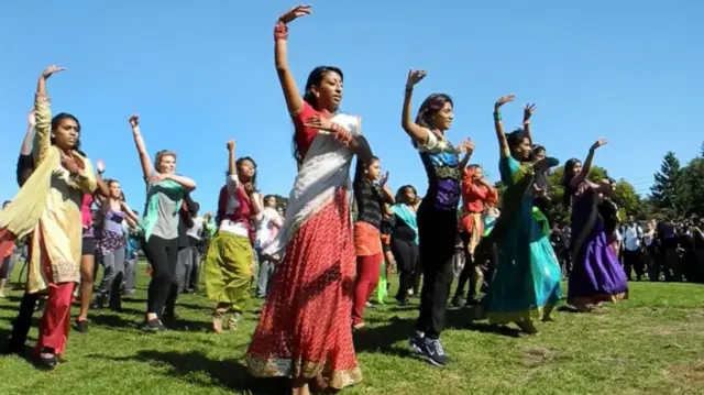 ভারতীয় অভিবাসীদের একটি সাংস্কৃতিক অনুষ্ঠান