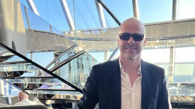 टेरी क्वीन यांना मधुमेहाचं निदान झालं तेव्हा ते त्यांच्या विशीतच होते. 