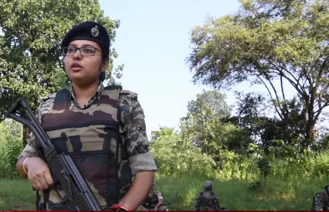 మహిళా పోలీస్ కమాండోలు