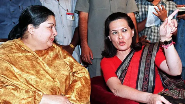 ஜெயலலிதா - சோனியா காந்தி 