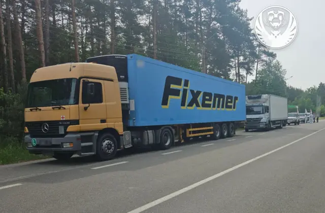вантажівки з тілами вантажівки з тілами