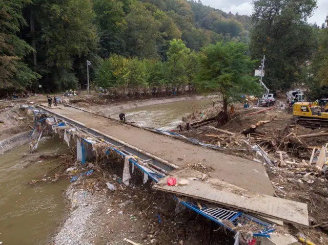 نمای دیگری از آثار سیل در لهستان