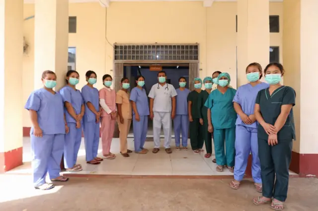 CDMကျန်းမာရေးဝန်ထမ်း ၁၈ ယောက်နဲ့ စတင်လည်ပတ်တဲ့ နမ္မတူဆေးရုံ