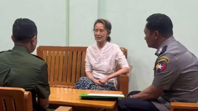 Aung San Suu Kyi