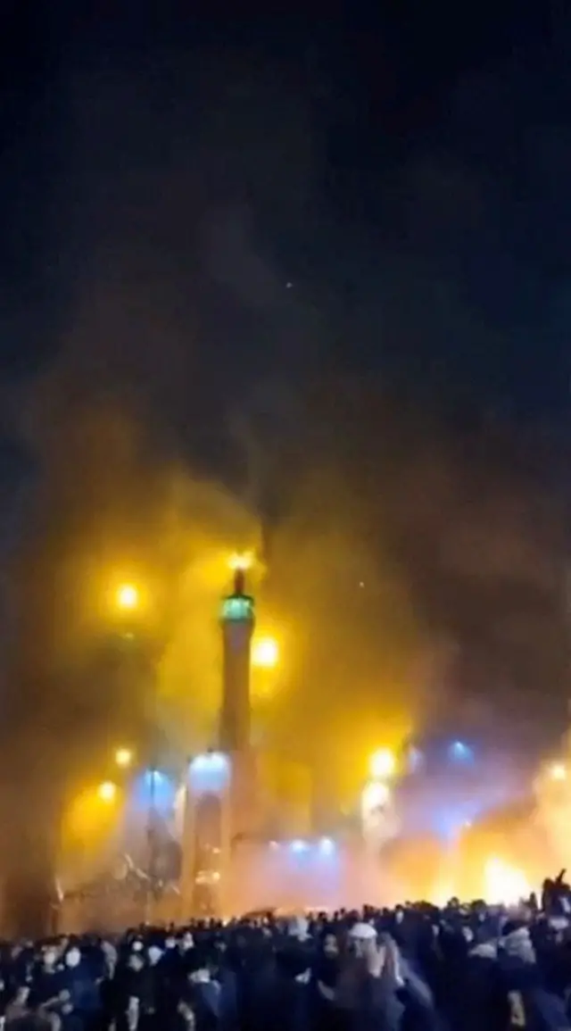 तेहरानको एक मस्जिद नजिक भएको आगजनी