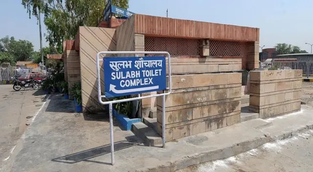 దిల్లీ, భవన నిర్మాణ కార్మికులు, మహిళలు, టాయిలెట్లు, అనారోగ్యం