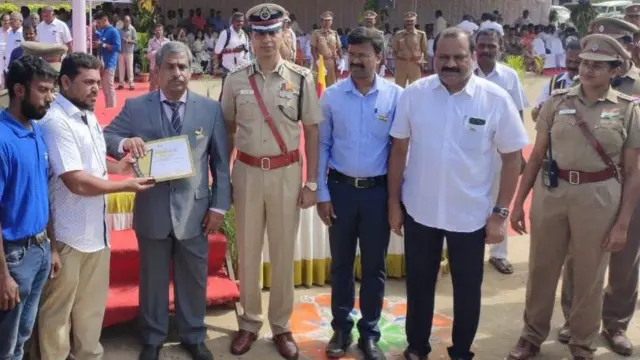 கோவை, காஜா முகைதீன், ஒரு ரூபாய் ஓர் உயிர்