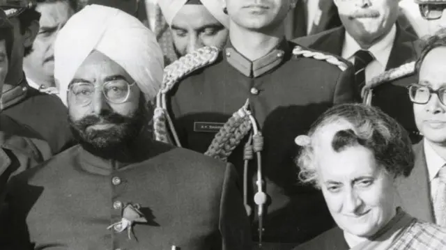 ज्ञानी ज़ैल सिंह और इंदिरा गांधी