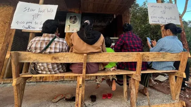 တစ်လဝင်ငွေရဲ့ ၁၀ ရာခိုင်နှုန်း အခွန်ဆောင်ရမယ်