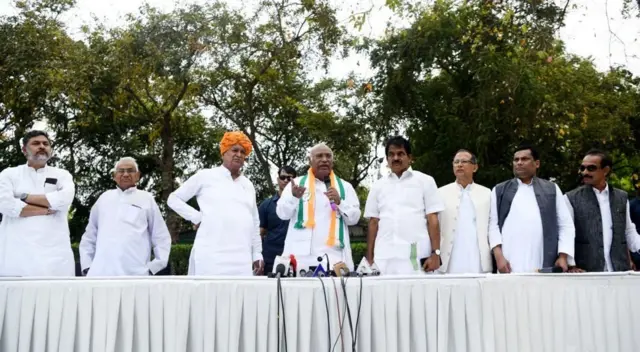 முஸ்லிம்களை விமர்சித்து பிரதமர் மோதி பேசியதற்கு சர்வதேச ஊடகங்களின் எதிர்வினை என்ன?