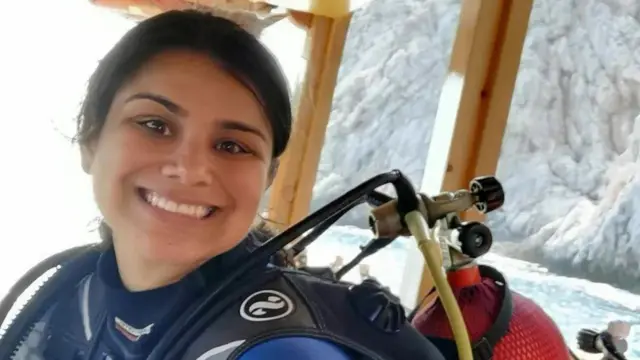 Sarah Martin waa dhaqtar NHS ah oo aad u jecel quusinta