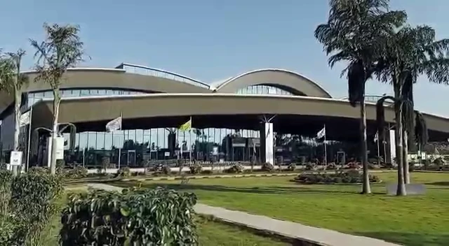 విశాఖపట్నం అంతర్జాతీయ విమానాశ్రయం, భోగాపురం విమాానాశ్రయం, రాజమండ్రి, పాయకరావు పేట, విమానయాన శాఖ