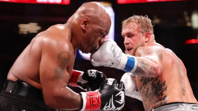 Mike Tyson versus Paul