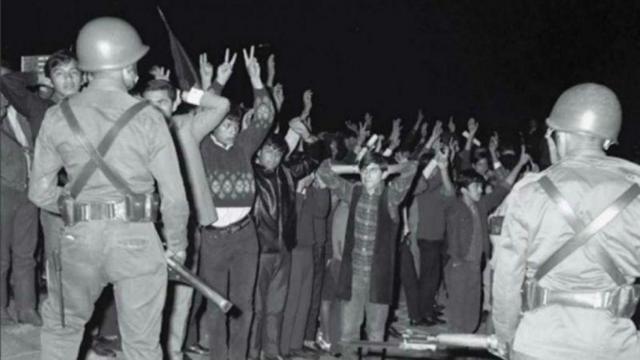 Cientos de estudiantes fueron detenidos tras la masacre de Tlatelolco en 1968.